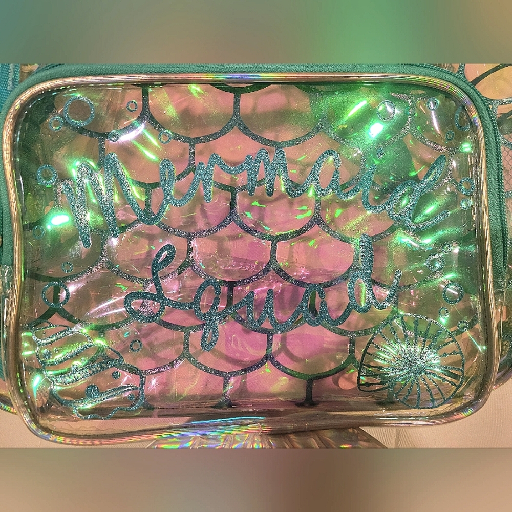 Mermaid Backback - Picture 2 of 3